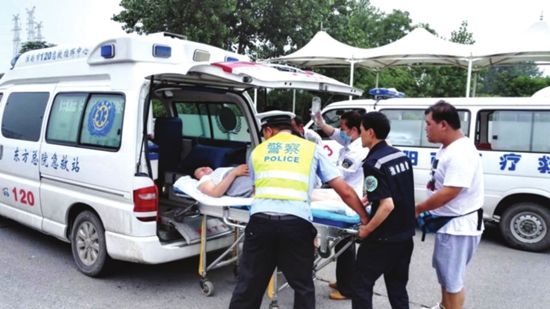 廣州救護(hù)車的容量配置，成社會(huì)關(guān)注問題01